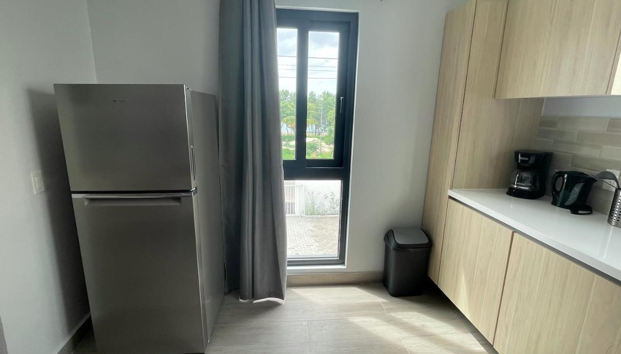Apartament Whitehouse Boulevard, Close To Mambo Beach And City Centre Willemstad Zewnętrze zdjęcie
