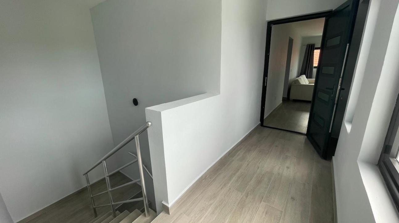 Apartament Whitehouse Boulevard, Close To Mambo Beach And City Centre Willemstad Zewnętrze zdjęcie