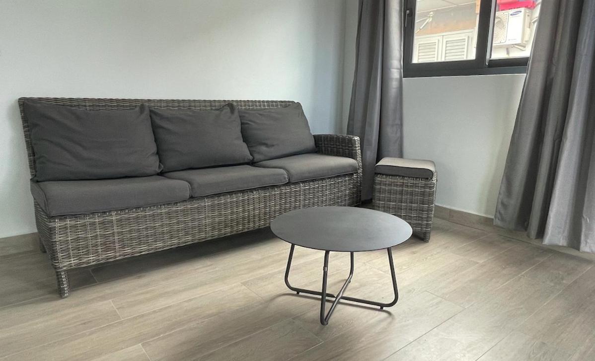 Apartament Whitehouse Boulevard, Close To Mambo Beach And City Centre Willemstad Zewnętrze zdjęcie