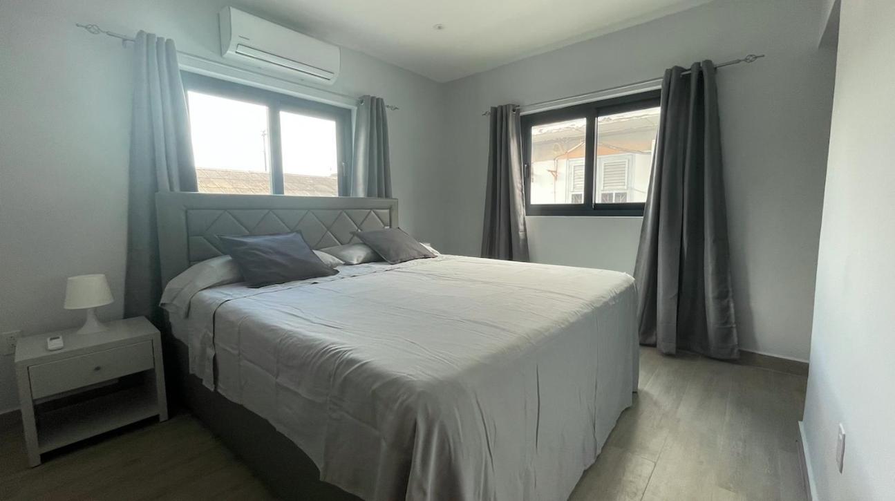 Apartament Whitehouse Boulevard, Close To Mambo Beach And City Centre Willemstad Zewnętrze zdjęcie